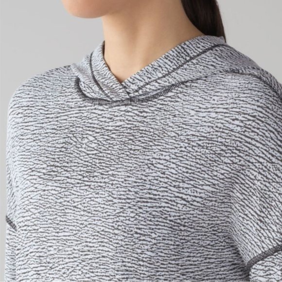 Lululemon Squad Goals Hoodie - Picture 4 of 10